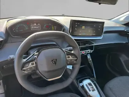 Photo 7 Peugeot 208  Hybrid 110 ch e-DCS6