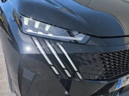 Photo 15 Peugeot 3008  Hybrid 145 e-DCS6