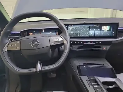 Photo 7 Opel Grandland  1.2 Turbo Hybrid 136 ch e-DCT6