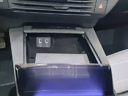 Photo 30 Opel Grandland  1.2 Turbo Hybrid 136 ch e-DCT6