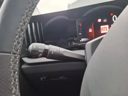 Photo 36 Opel Astra  1.5 Diesel 130 ch BVA8