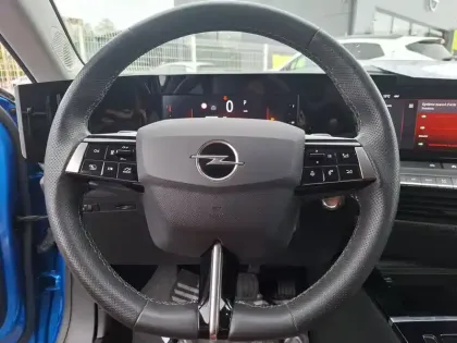 Photo 52 Opel Astra  1.5 Diesel 130 ch BVA8