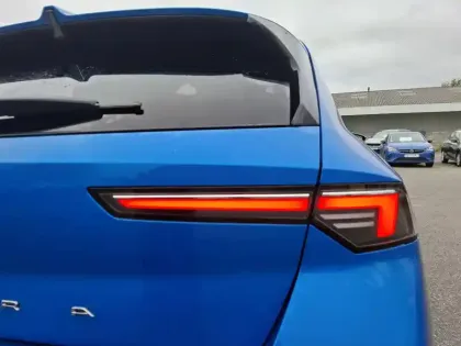 Photo 17 Opel Astra  1.5 Diesel 130 ch BVA8