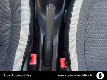 Photo 20 Renault Twingo  III SCe 65