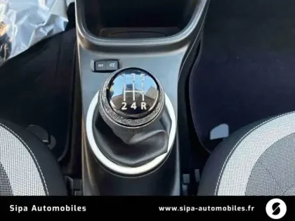 Photo 17 Renault Twingo  III SCe 65