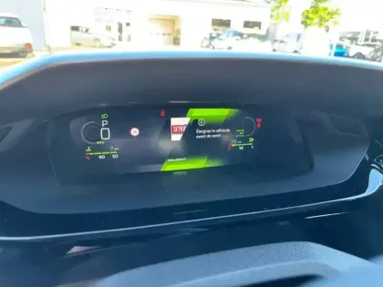 Photo 9 Peugeot 308  SW Hybrid 145 e-DCS6