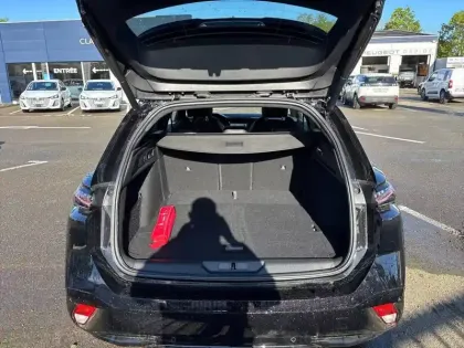 Photo 5 Peugeot 308  SW Hybrid 145 e-DCS6