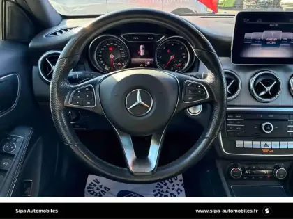 Photo 13 Mercedes GLA  200 d 7-G DCT