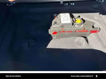 Photo 10 Mercedes GLA  200 d 7-G DCT