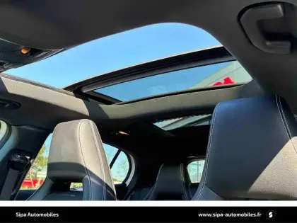 Photo 18 Mercedes GLA  200 d 7-G DCT