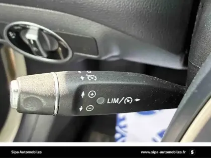 Photo 23 Mercedes GLA  200 d 7-G DCT