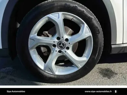 Photo 8 Mercedes GLA  200 d 7-G DCT