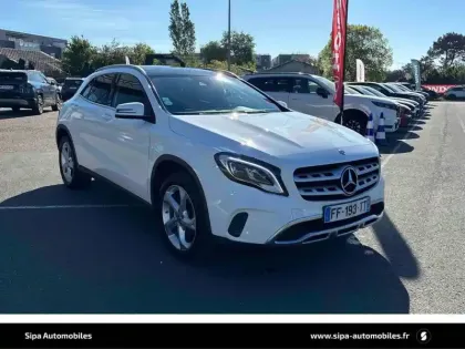 Photo 6 Mercedes GLA  200 d 7-G DCT