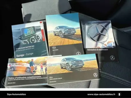 Photo 32 Mercedes GLA  200 d 7-G DCT