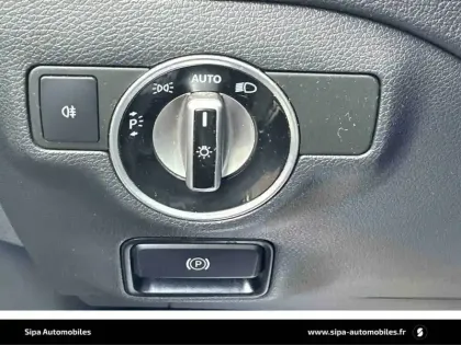 Photo 21 Mercedes GLA  200 d 7-G DCT