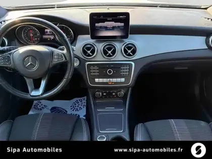 Photo 54 Mercedes GLA  200 d 7-G DCT