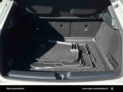 Photo 9 Mercedes GLA  200 d 7-G DCT