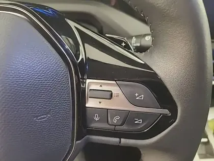 Photo 21 Peugeot 408  PHEV 225 e-EAT8