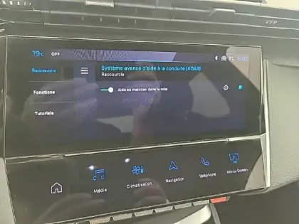 Photo 20 Peugeot 408  PHEV 225 e-EAT8