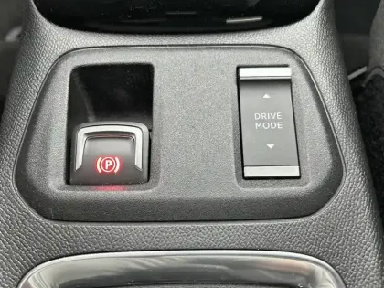 Photo 22 Opel Corsa  Electrique 136 ch & Batterie 50 kWh