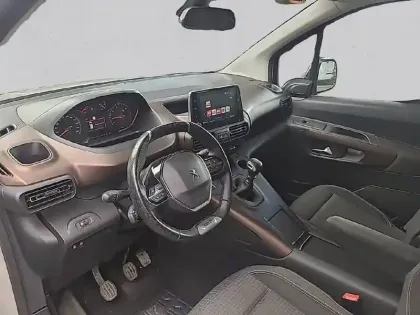 Photo 7 Peugeot Rifter  Long BlueHDi 130 S&S BVM6 5pl