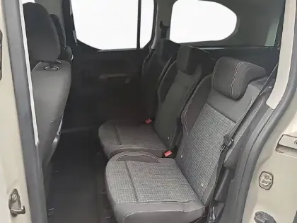 Photo 11 Peugeot Rifter  Long BlueHDi 130 S&S BVM6 5pl