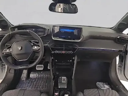 Photo 7 Peugeot 208  Electrique 50 kWh 136ch