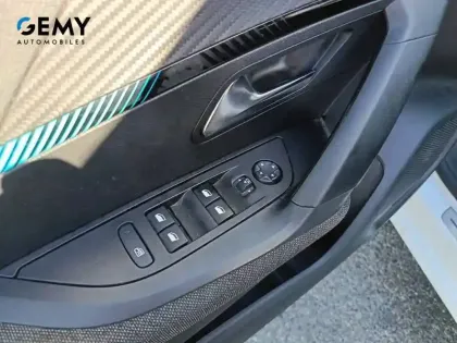 Photo 19 Peugeot 2008  BlueHDi 110 S&S BVM6