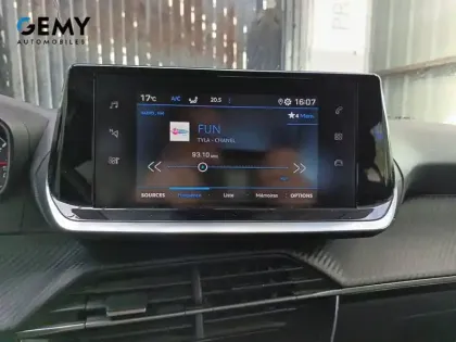 Photo 13 Peugeot 2008  BlueHDi 110 S&S BVM6