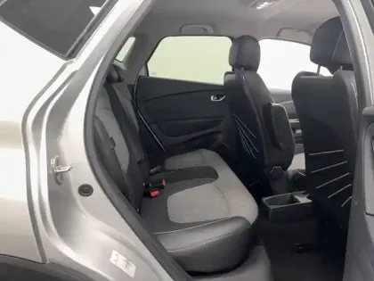 Photo 17 Renault Captur  TCe 90 - 19