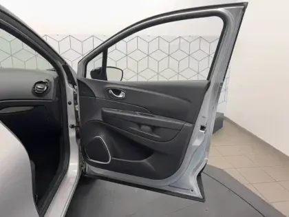 Photo 15 Renault Captur  TCe 90 - 19