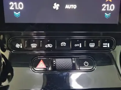 Photo 23 Citroën C5 aircross  Hybride 145 ch e-DCS6