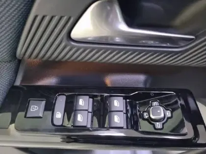 Photo 28 Citroën C5 aircross  Hybride 145 ch e-DCS6