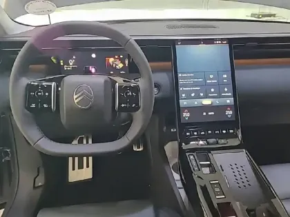 Photo 7 Citroën C5 aircross  Hybride 145 ch e-DCS6