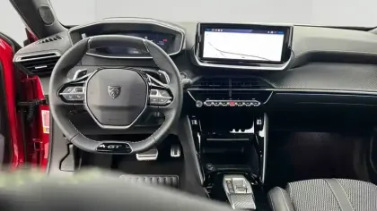 Photo 20 Peugeot 2008  Hybrid 145 e-DCS6