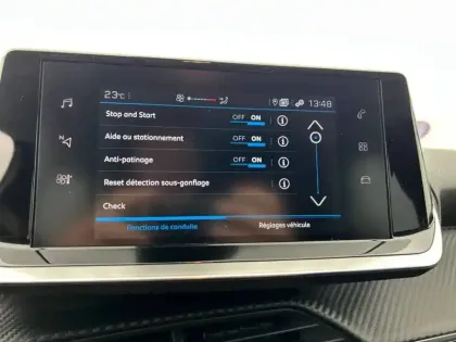 Photo 26 Peugeot 208  PureTech 100 S&S BVM6