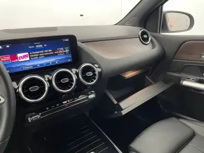 Photo 65 Mercedes Classe B  200 d 8G-DCT