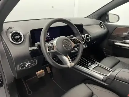 Photo 62 Mercedes Classe B  200 d 8G-DCT