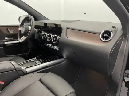 Photo 63 Mercedes Classe B  200 d 8G-DCT