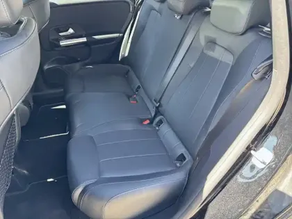 Photo 9 Mercedes Classe B  200 d 8G-DCT