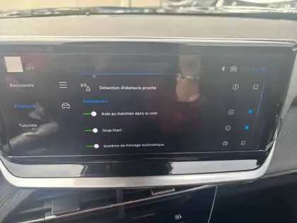 Photo 18 Peugeot 2008  Hybrid 145 e-DCS6