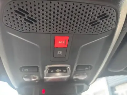 Photo 20 Peugeot 2008  Hybrid 145 e-DCS6