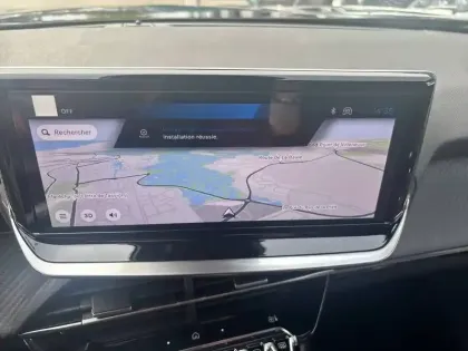 Photo 14 Peugeot 2008  Hybrid 145 e-DCS6