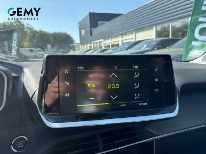 Photo 16 Peugeot 2008  PureTech 130 S&S BVM6