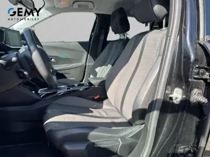 Photo 8 Peugeot 2008  PureTech 130 S&S BVM6