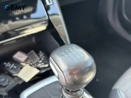 Photo 19 Peugeot 2008  PureTech 130 S&S BVM6