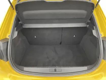 Photo 12 Peugeot 208  PureTech 130 S&S EAT8