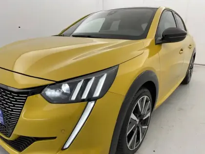 Photo 23 Peugeot 208  PureTech 130 S&S EAT8