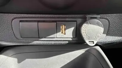 Photo 21 Toyota Aygo  X 1.0 VVT-i 72