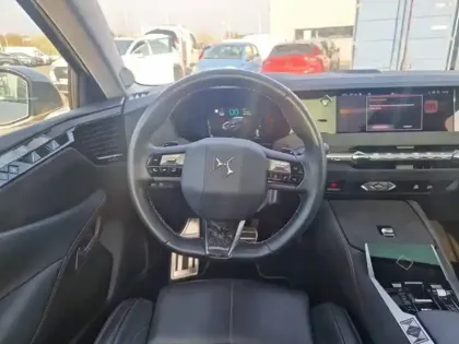 Photo 8 DS DS 4  Hybride E-Tense 225 EAT8